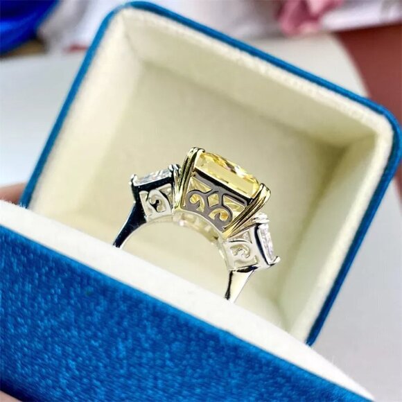 ⚡925 Silver Plated 3 Stones 3A CZ Eternity Ring for Women, MARR9329 - Picture 4 of 7